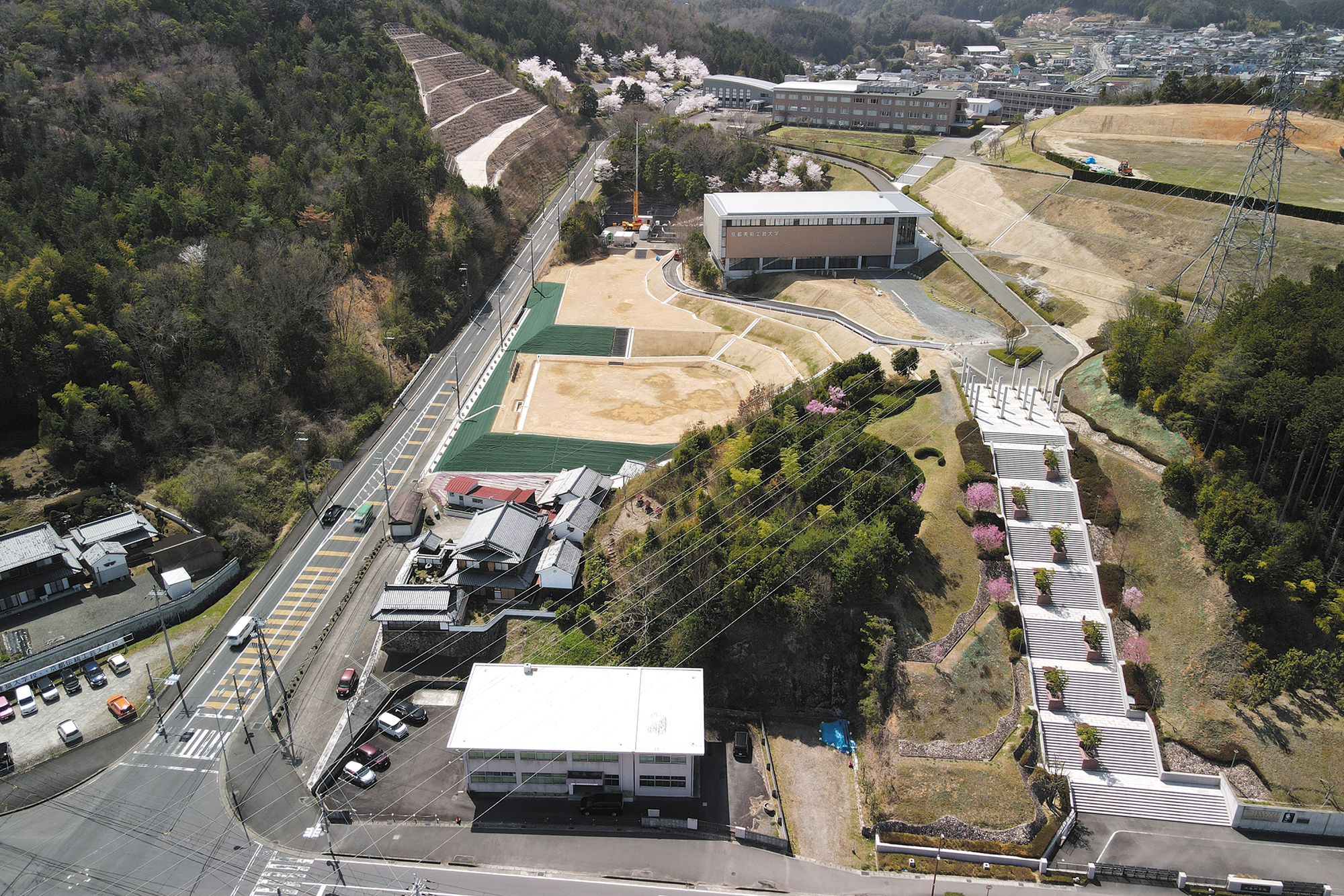 大学 校 建築 京都