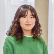 篠﨑 亜津美 さん