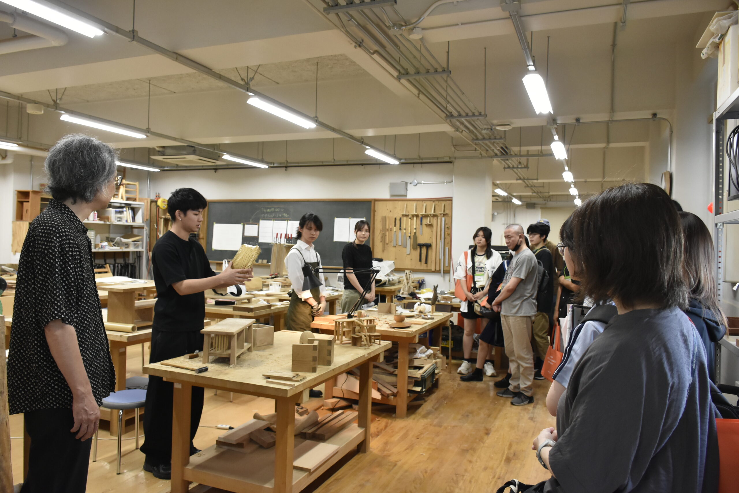 芸術実習室見学ツアー